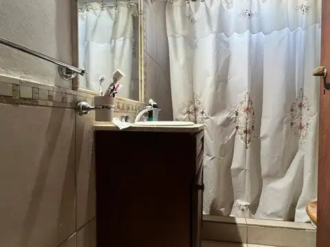 Galpón en venta - 4 Ambientes - Mercedes