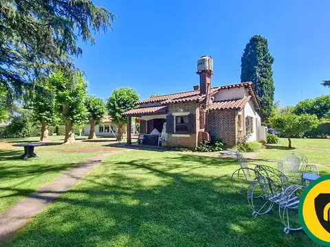 Casa 3 ambientes con 2 baños