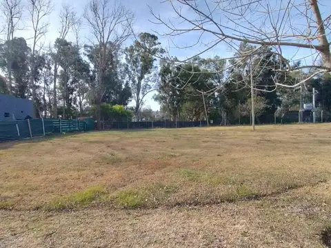 Terreno en Venta 20  mts Frente