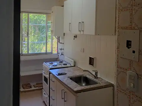 Excelente Departamento de 3 ambientes en Alquiler