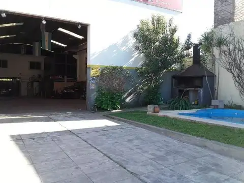 Colectora Norte Acceso Oeste 2600