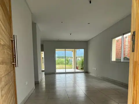 VENTA CASA EN COUNTRY LAS LIMAS- 3 DORM- 3 BAÑOS
