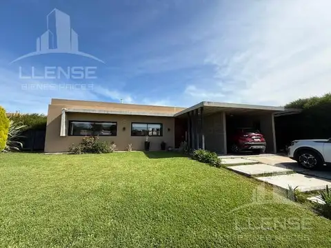 Casa 4 ambientes con pileta lote central en alquiler - Hudson Park