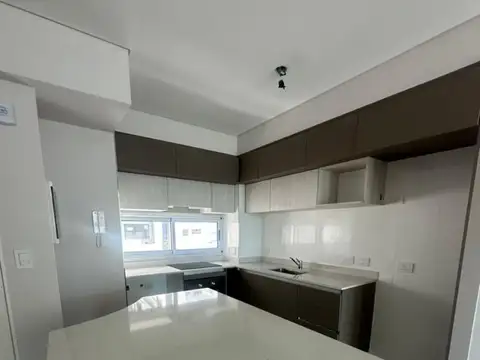 Departamento en Venta en Parque Chacabuco, USD 249.000