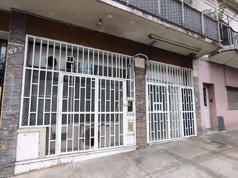 LOCAL 3 PLANTAS -70 m2 - BAJAS EXPENSAS