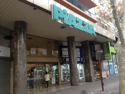 Local en Alquiler en Mendoza, USD 450