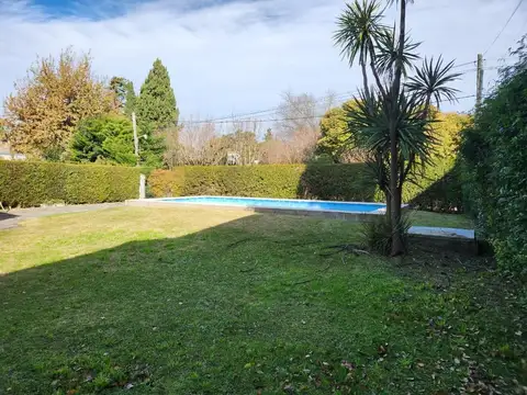 Casa 2 ambientes con 1 baño