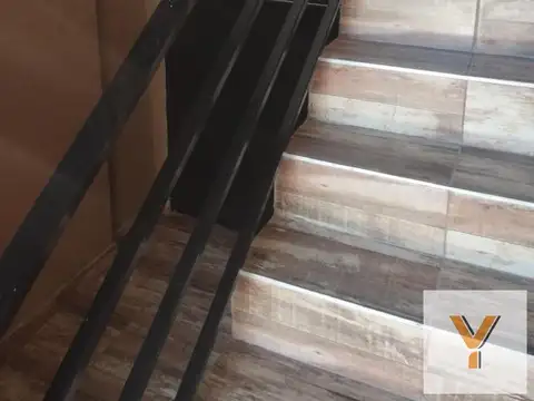 Oficina 12 ambientes con 12 baños