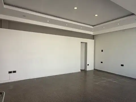 Local en Alquiler en Reconquista, $ 400.000