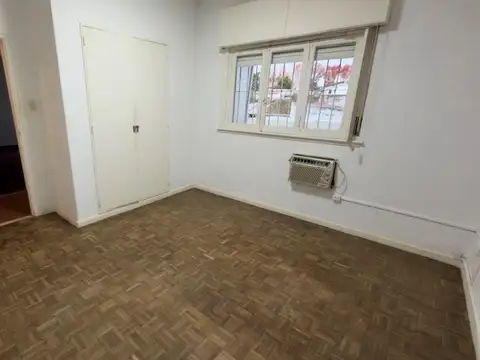 Depto Tipo Casa en Alquiler de 3 dormitorios