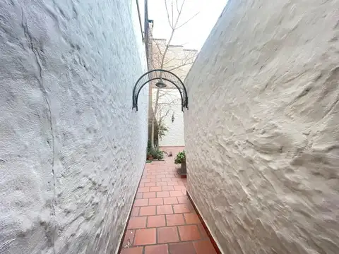 Casa 3 ambientes con 2 baños