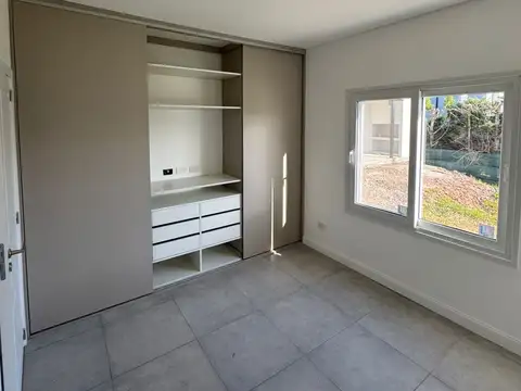 Casa en Alquiler A Estrenar