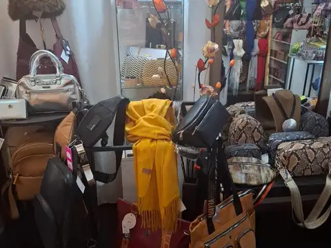 9 de julio al 1300 - L. 6