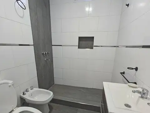 Departamento en Alquiler en Laferrere Norte, $ 380.000