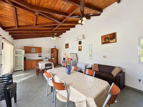 Casa en Alquiler Temporal con 1 cochera