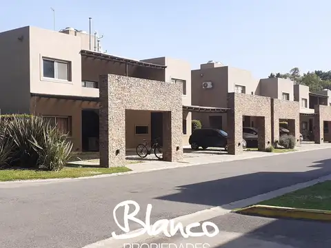 Departamento  en Venta en Pilar,  G.B.A. Zona Norte