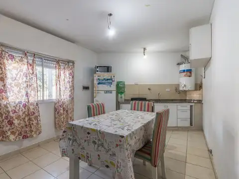 VENTA PH 3 AMBIENTES PB CON PATIO Y ENTRADA INDEP.