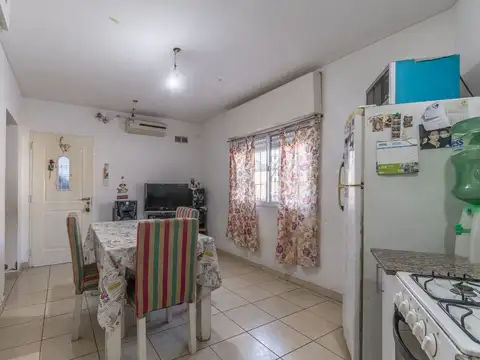 Depto Tipo Casa en Venta 4 años