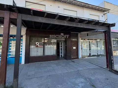 OPORTUNIDAD EN VILLA GESELL, LOCAL COMERCIAL CON VIVIENDA