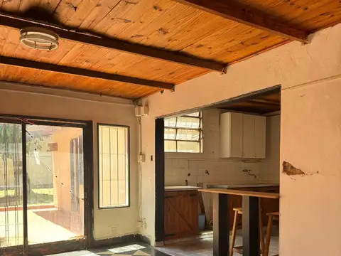 Depto Tipo Casa en Venta 80 años