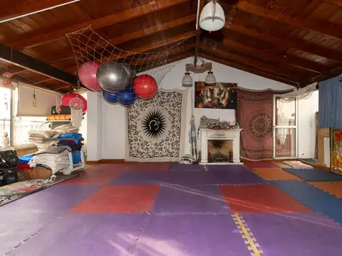 Depto Tipo Casa en Venta con 1 cocheras
