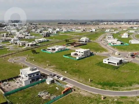 Barrio San Simon, Canning Village, El Deslinde 1107