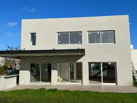 Libertad al 310