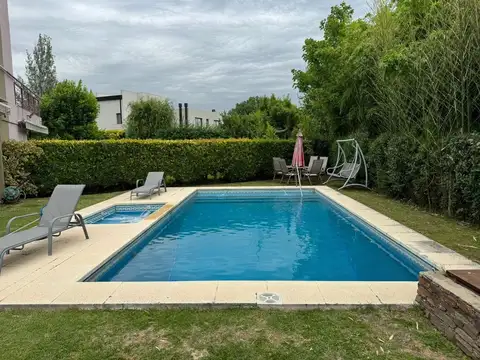 Casa en Venta en La Candela, USD 233.000