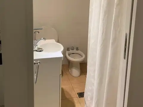 Departamento con balcón Las Cañitas ( Palermo )