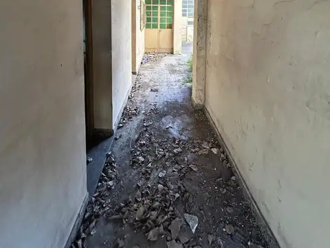 Casa 3 ambientes con 1 baño