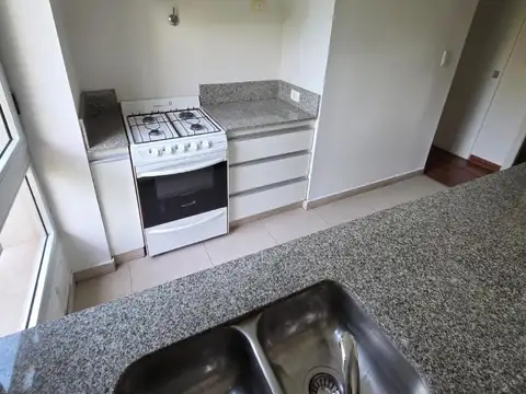 Departamento en Alquiler con 1 cocheras