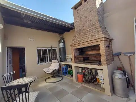 Casa en Venta en Banfield, USD 145.000