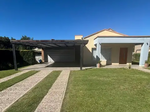 Casa en Venta en Juana Koslay, Juan Martín de Pueyrredón