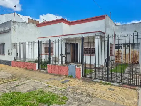 CASA 3 AMBIENTES VENTA PALOMAR