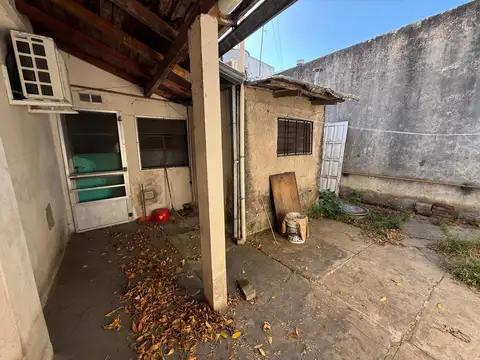 Venta casa 3 ambientes en Quilmes Oeste