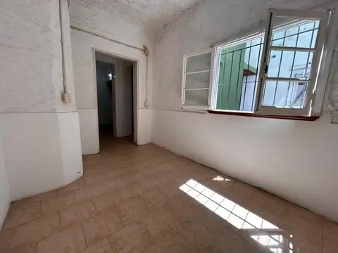 Depto Tipo Casa en Alquiler de 2 ambientes