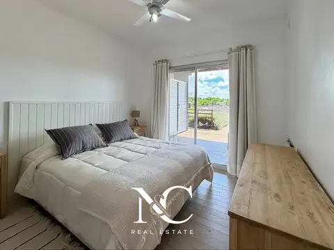 Casa  en venta en Costa Esmeralda barrio Senderos