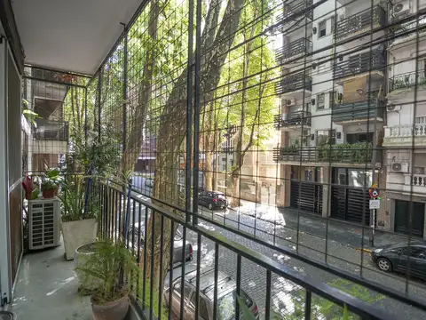 Departamento de 4 ambientes en Venta c/ Dep. Elegancia renovada en Belgrano.