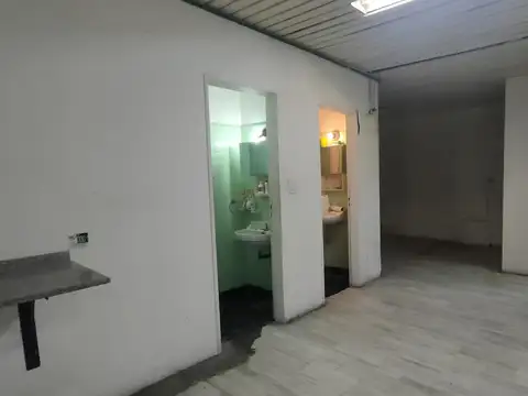 Oficina en Alquiler al Este