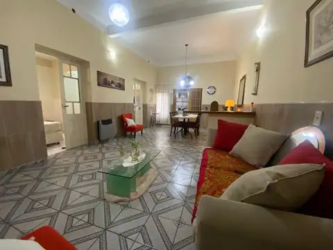 Casa en Venta en Valentin Alsina, USD 180.000