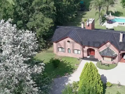 CASA EN VENTA 4 AMBIENTES CORONEL BRANDSEN BARRIO CERRADO CAMPOS DE ROCA - APTO CRÉDITO