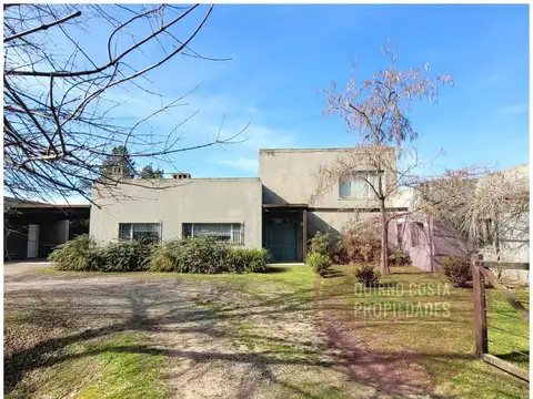 Casa en venta en San Antonio de Areco. Zona quintas