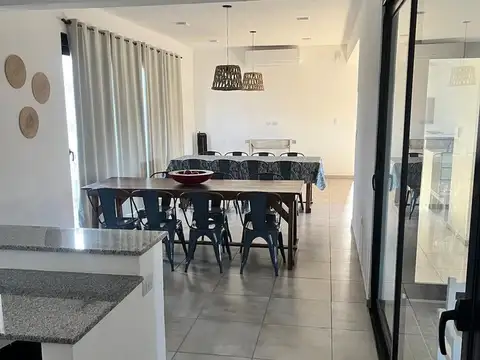 CASA/FINCA "EL CALDEN" SOBRE RUTA 1