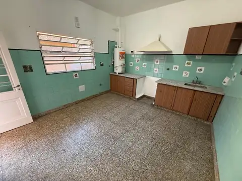 Depto Tipo Casa en Alquiler en Villa Adelina, $ 500.000
