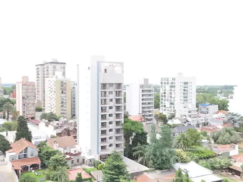 Departamento 2 ambiente en Venta Bernal Centro.