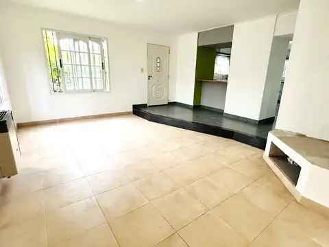 Casa en Venta en Villa Elisa, USD 130.000