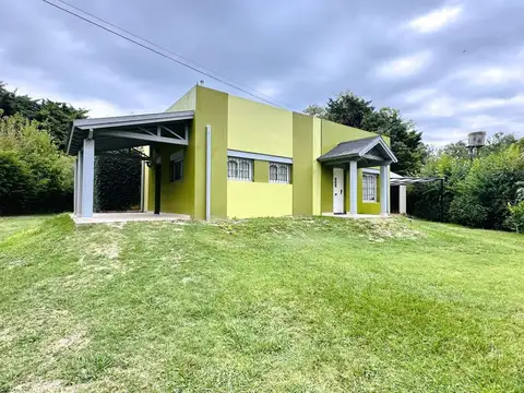 Casa 2 dorm c/ parque - Zona 423 y 31 Villa Elisa