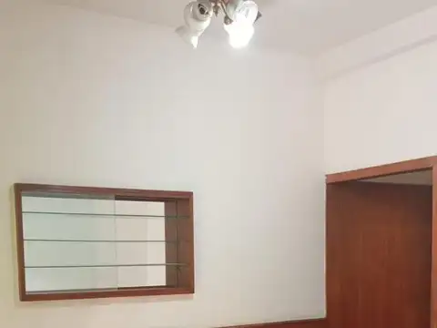 Departamento en Alquiler en Pompeya, $ 700.000