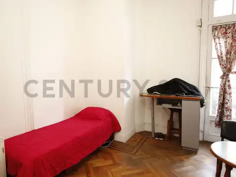 Oficina en Venta en Flores, USD 195.000