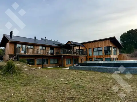 Casa en Venta en San Martin de los Andes, Lácar